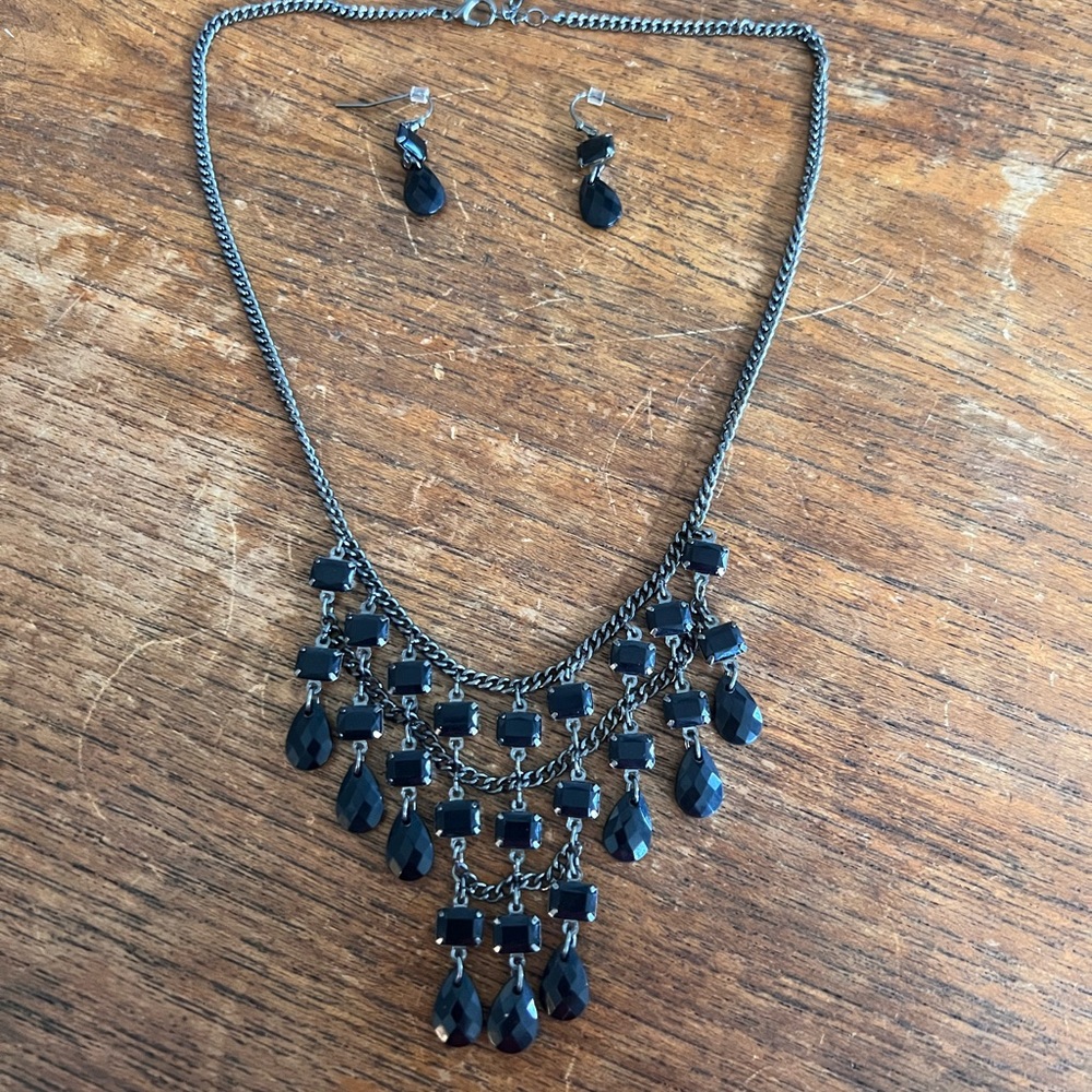 Black Jewelry Set!